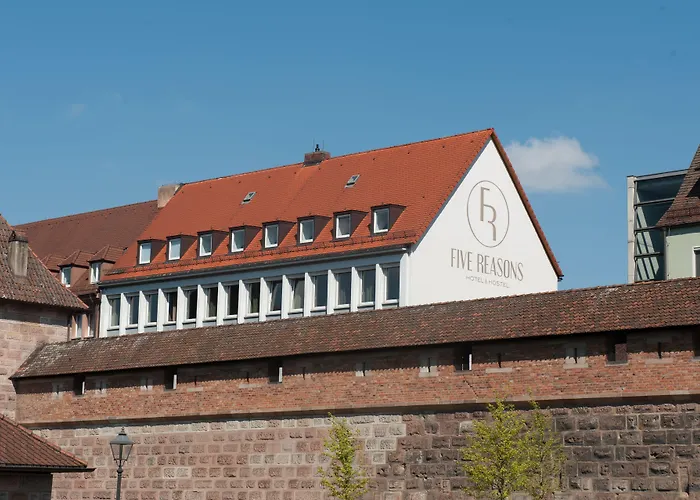 Five Reasons Hostel & Hotel